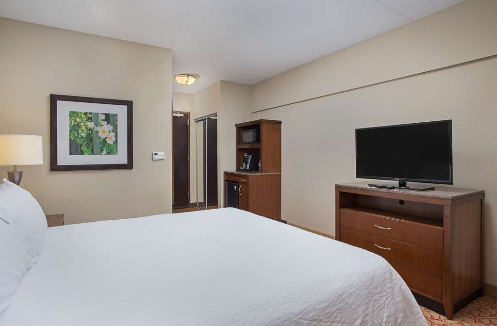 Hilton Garden Inn Pikeville Room photo